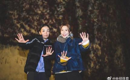 告别赛场不告别友谊!凡晨组合与陈雨菲巴黎合影背后的温暖故事