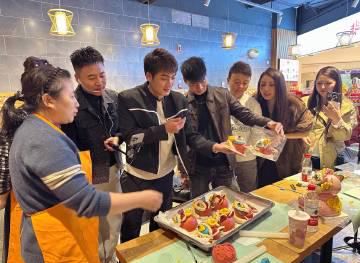 在西安永兴坊和音乐人做花馍是种什么体验?这场穿越千年的音乐对话太戳海外游子了