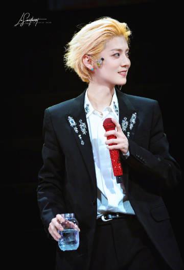 海外追剧党必看!3招解决地区限制,轻松解锁国内影视资源