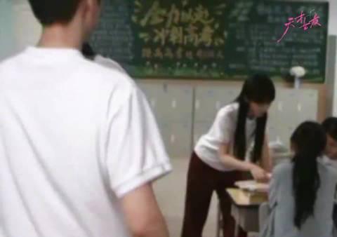 胡一天新剧引爆全网!海外华人如何解锁这部爆款现偶剧?