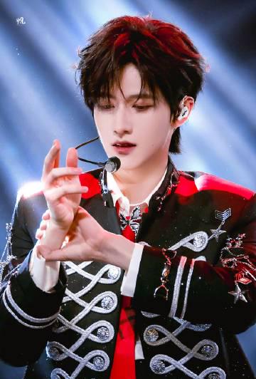 海外华人如何解锁朱志鑫新歌?20岁生日惊喜全解析