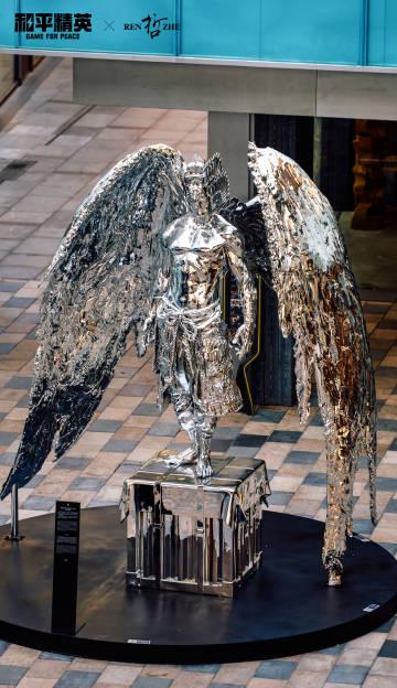 海外华人也能看!和平精英三里屯震撼雕塑打卡全攻略