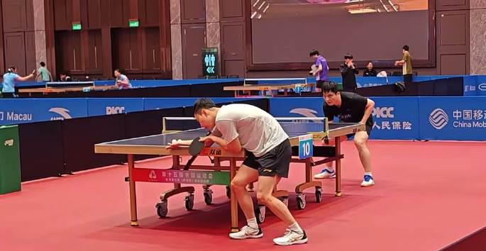 樊振东训练场欢乐瞬间曝光!原来世界冠军是这样练扣球的