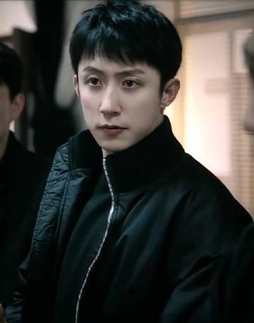 黄景瑜新剧开播!秦sir上线引爆全网,海外华人如何同步追剧不卡顿?