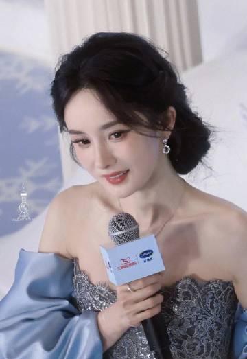 海外华人如何解锁杨幂新剧?从“爽文女主”到现实女王,她的每一步都值得追!