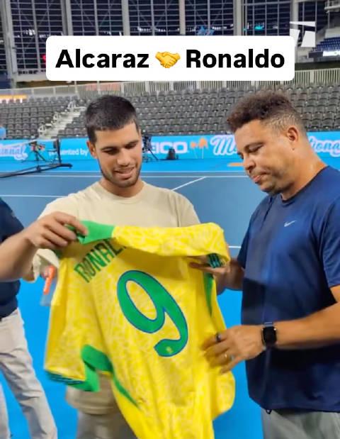 阿尔卡拉斯跨界打网球竟获罗纳尔多亲签球衣?2025体坛风尚大奖背后故事揭秘